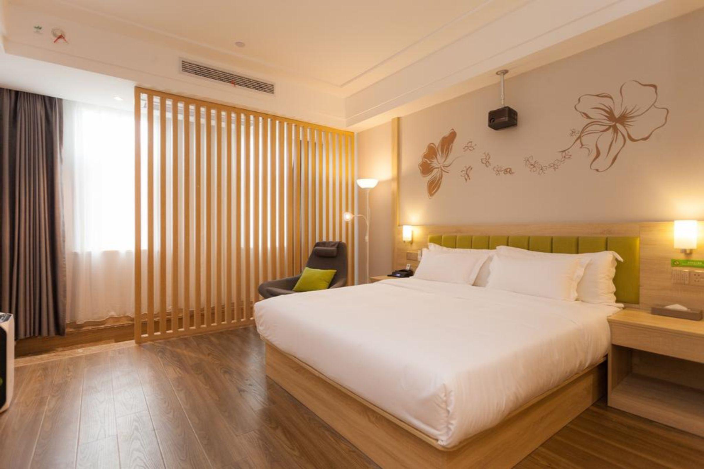 Hotel Ibis Styles Nantong Development Zone Shimao Plaza Exterior foto