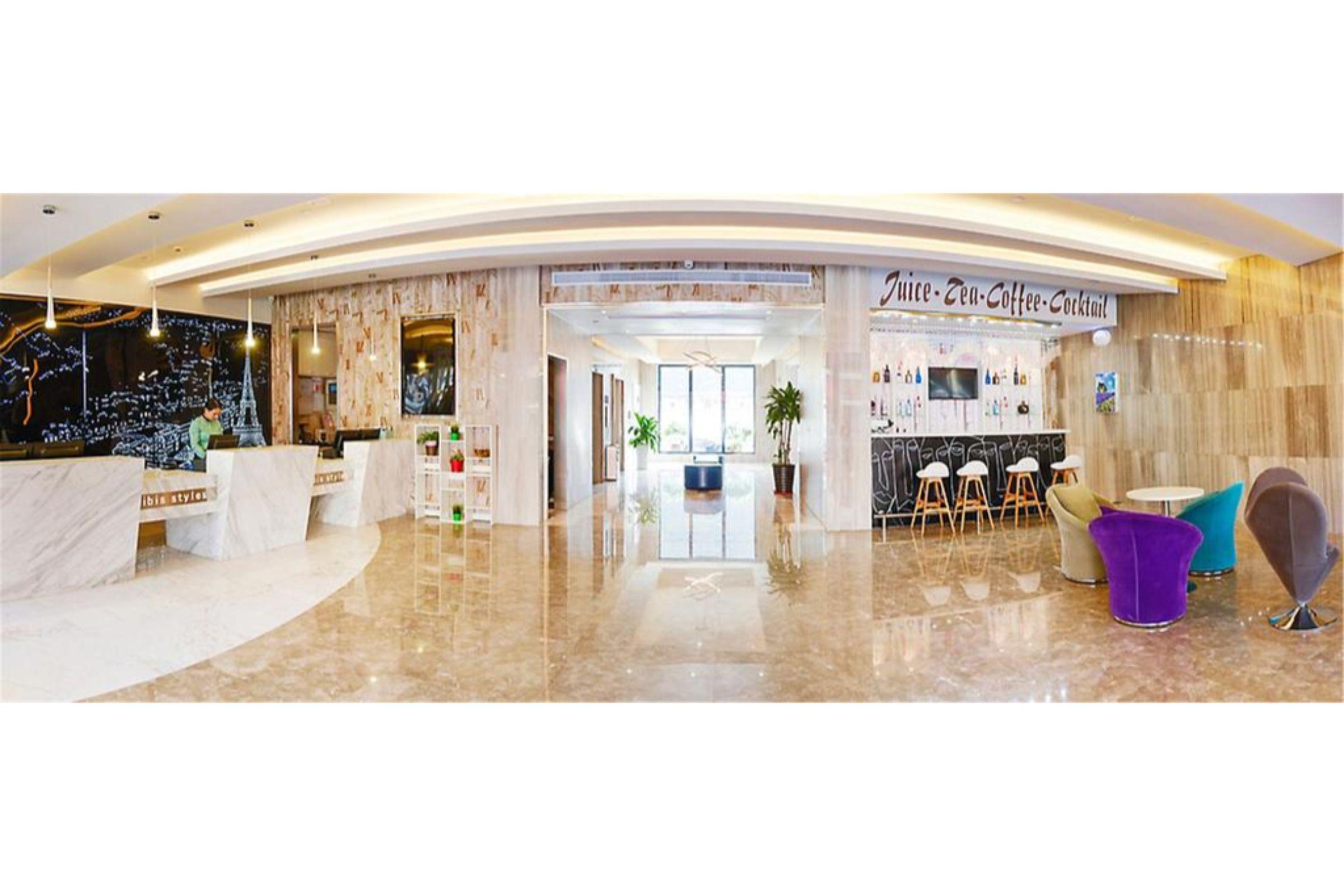 Hotel Ibis Styles Nantong Development Zone Shimao Plaza Exterior foto