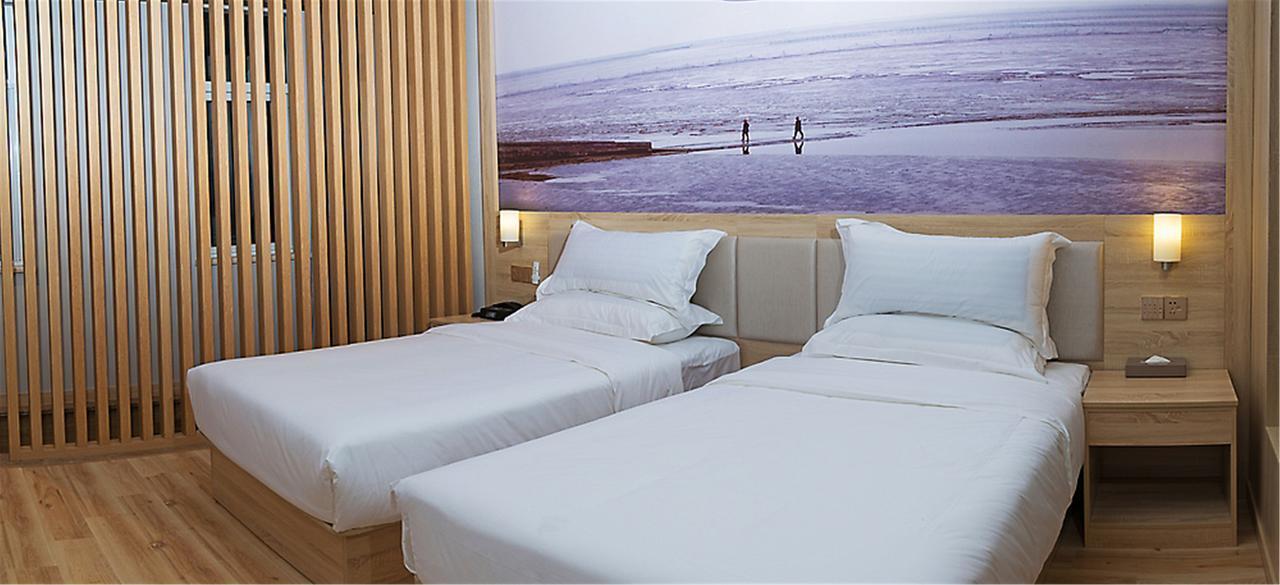 Hotel Ibis Styles Nantong Development Zone Shimao Plaza Exterior foto